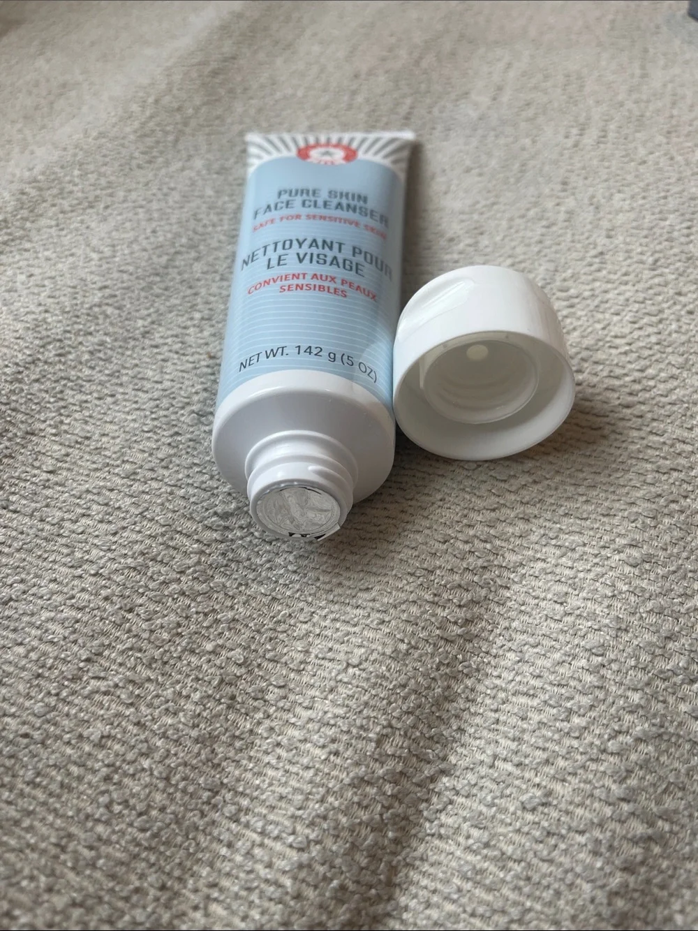 First Aid Beauty Pure Skin Face Cleanser - Full Size